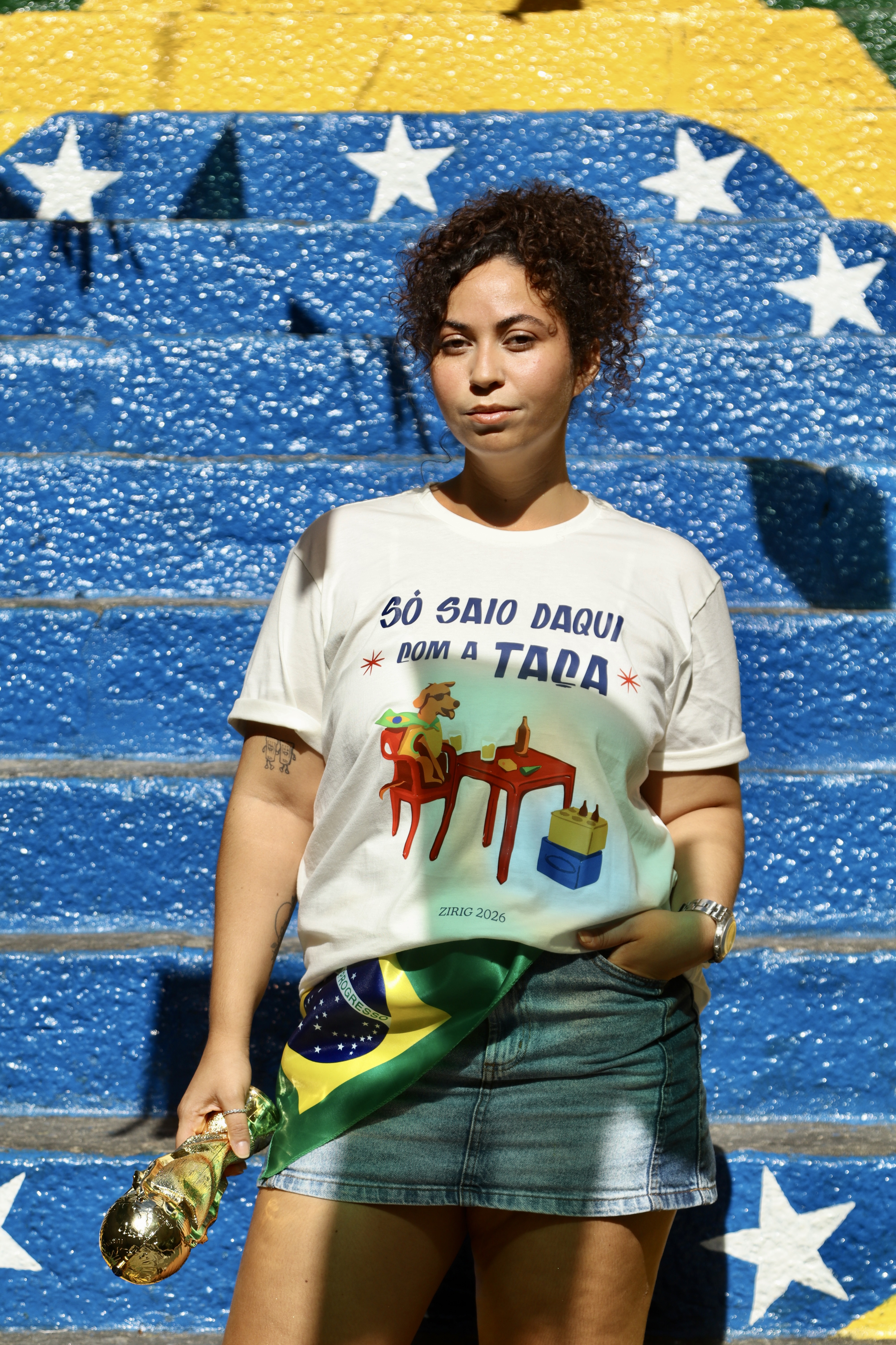 Camiseta - só saio daqui com a taça miniatura 2